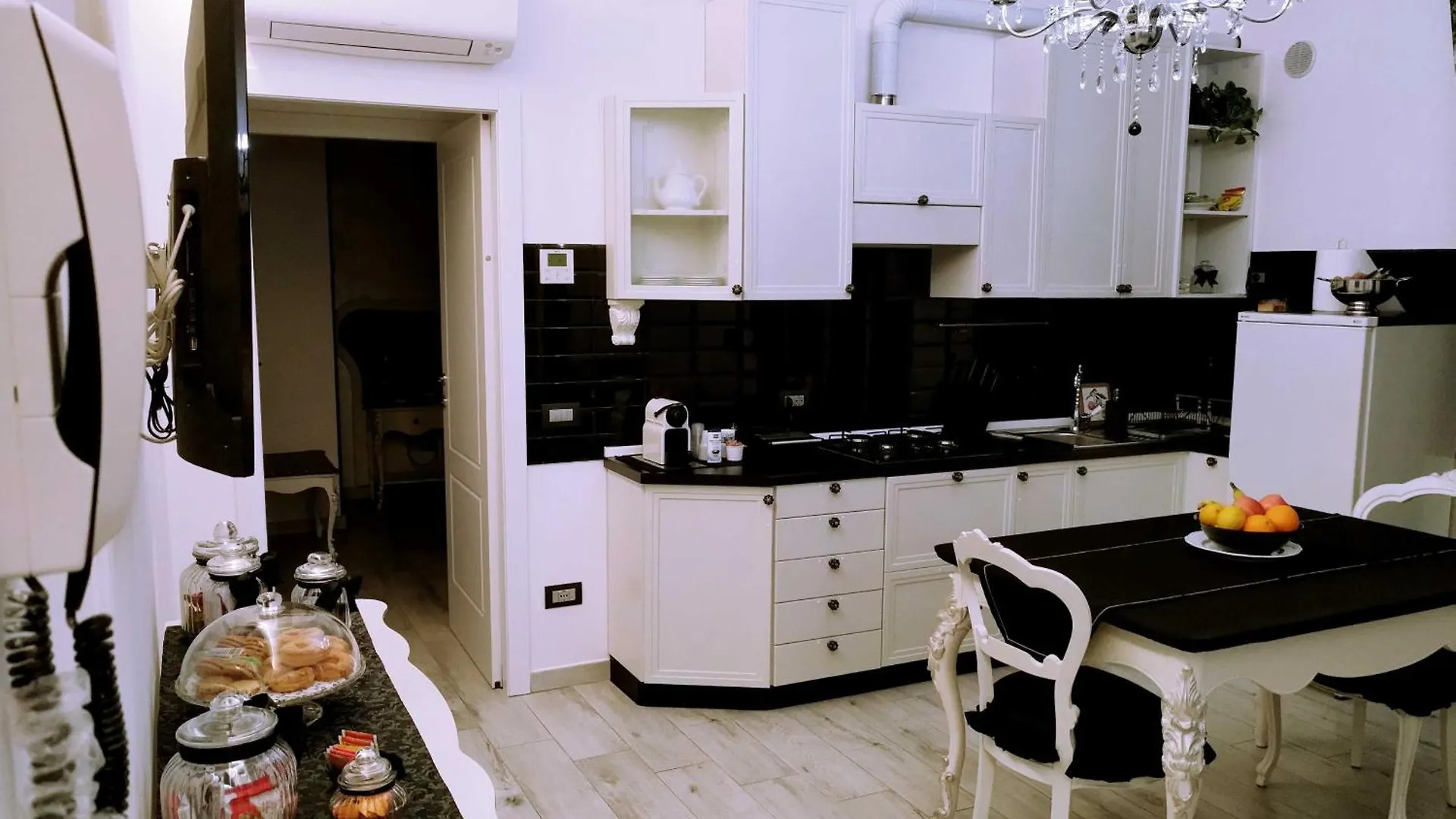 Alloggio Turistico Giulietta E Romeo - Intero Appartamento - Villafranca Di Verona, Zimmer, Holiday Rooms 0*,  Italia
